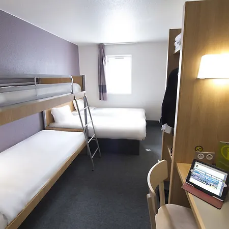 Tours Nord 2 La Petit Arche Hotel Notre-Dame-d'Oe