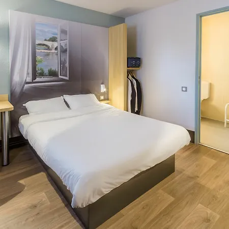 Hotel Tours Nord 2 La Petit Arche Notre-Dame-d'Oe