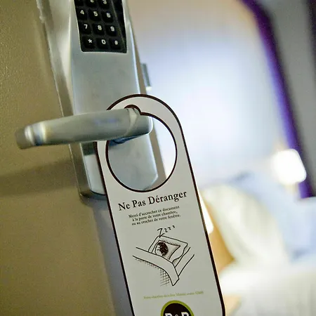 Tours Nord 2 La Petit Arche Hotel Notre-Dame-d'Oe